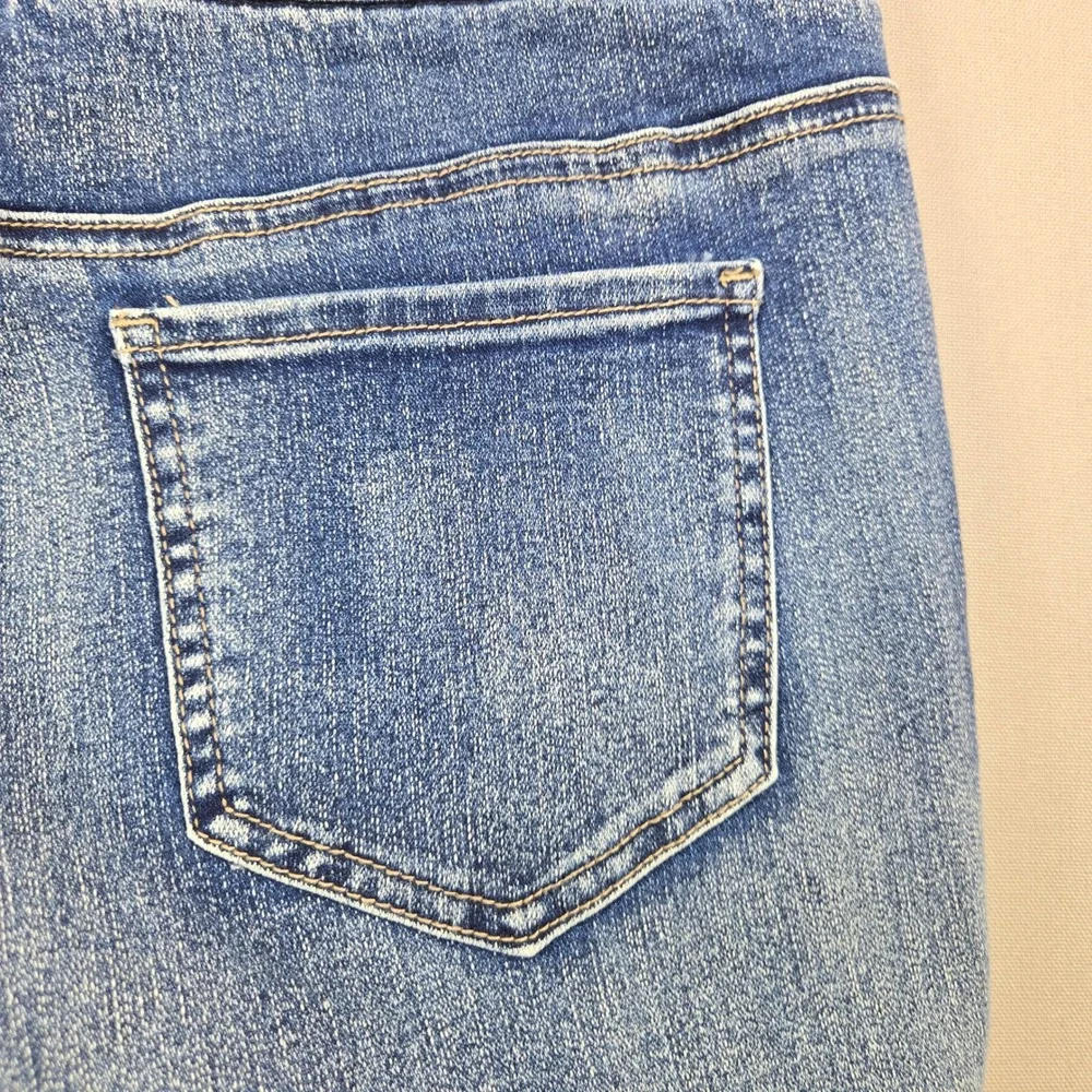 GG Jeans Ankle Pants Floral Embroidered Sequin Light Wash Blue Women Size 8 - Picture 3 of 15